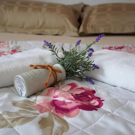 Mare Apartment *